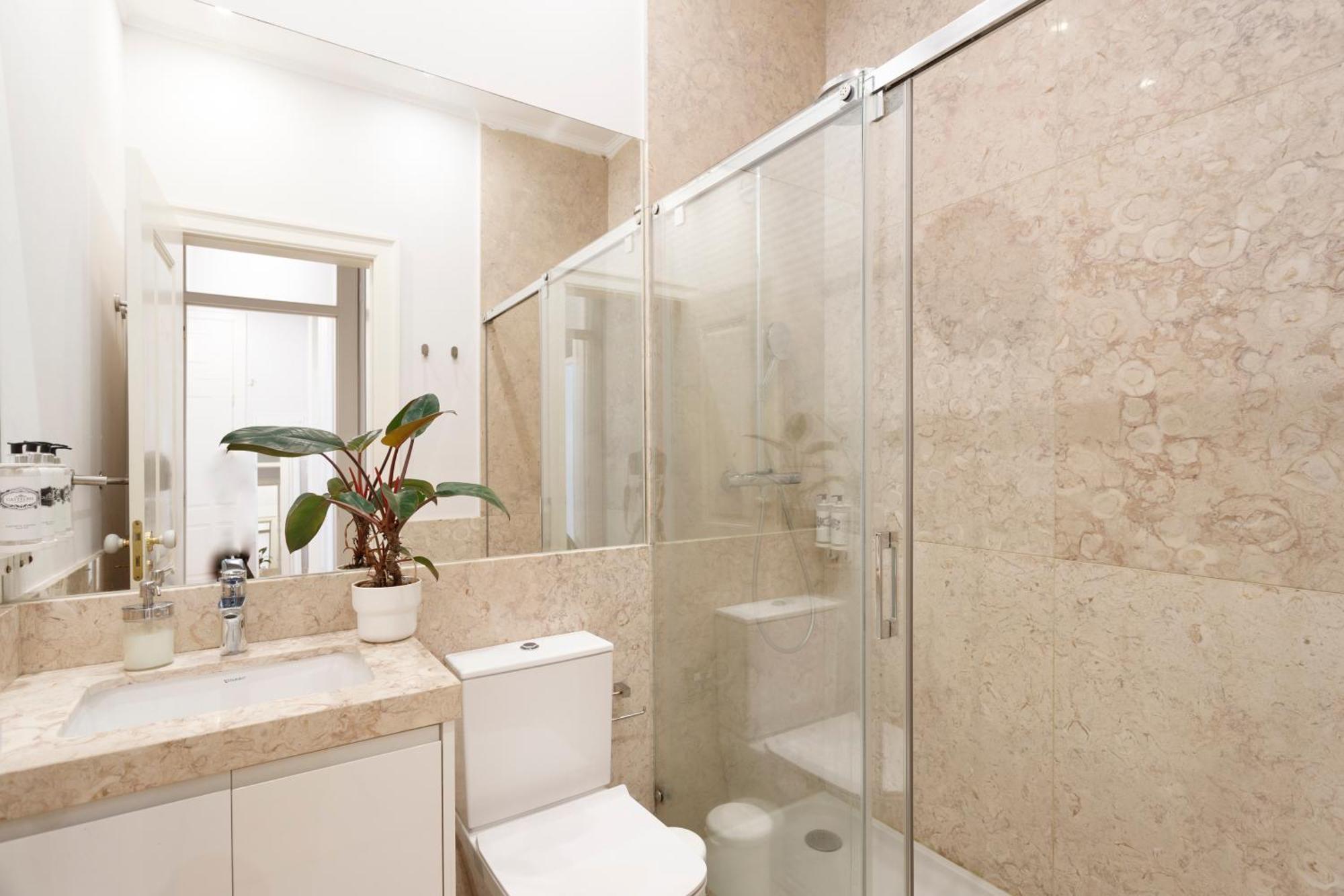 Modern In The Heart Of Chiado Lissabon