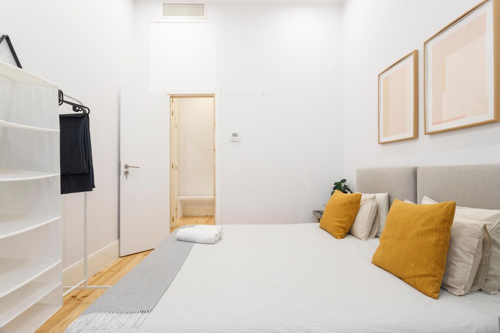 Apartment Modern In The Heart Of Chiado *
