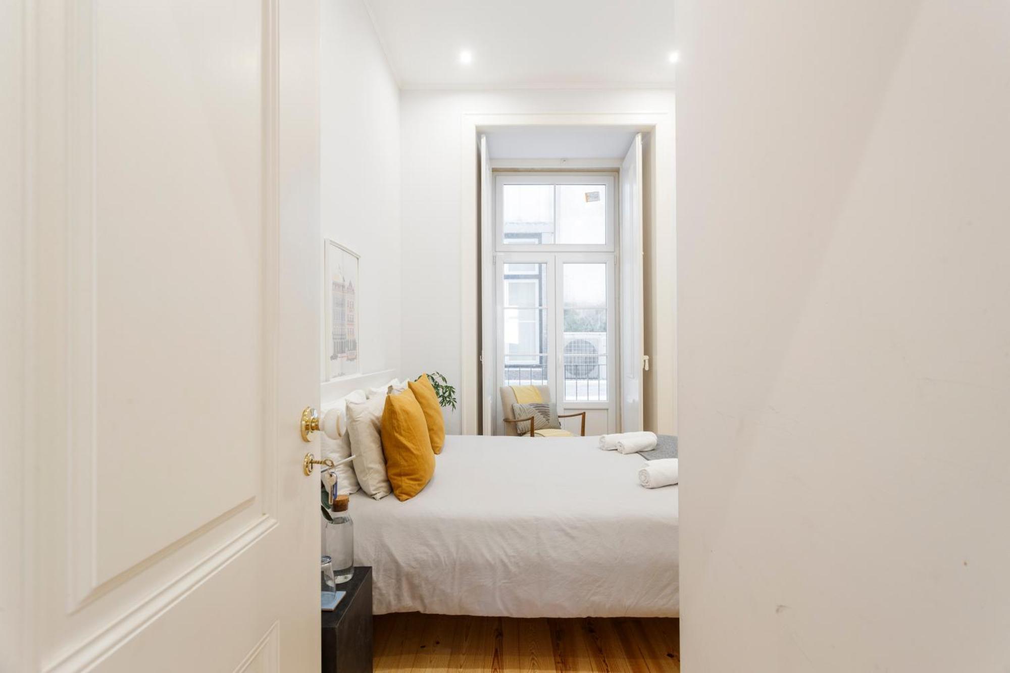 Apartment Modern In The Heart Of Chiado Lissabon